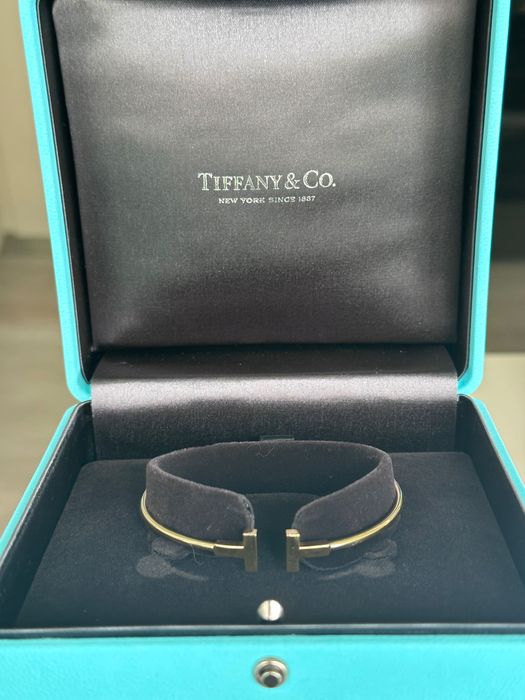 Tiffany T wire bracelet