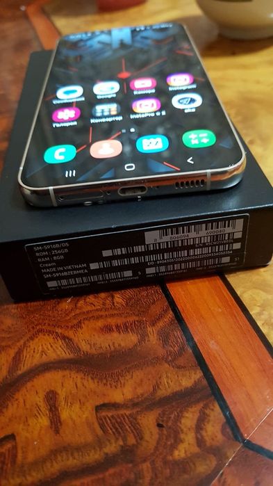 Samsung s23 pulus  8/256 vetnam