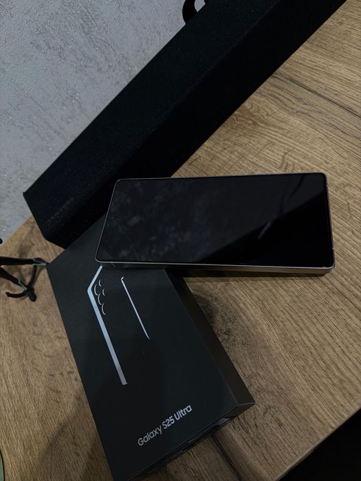 Продам самсунг с 25 ультра
