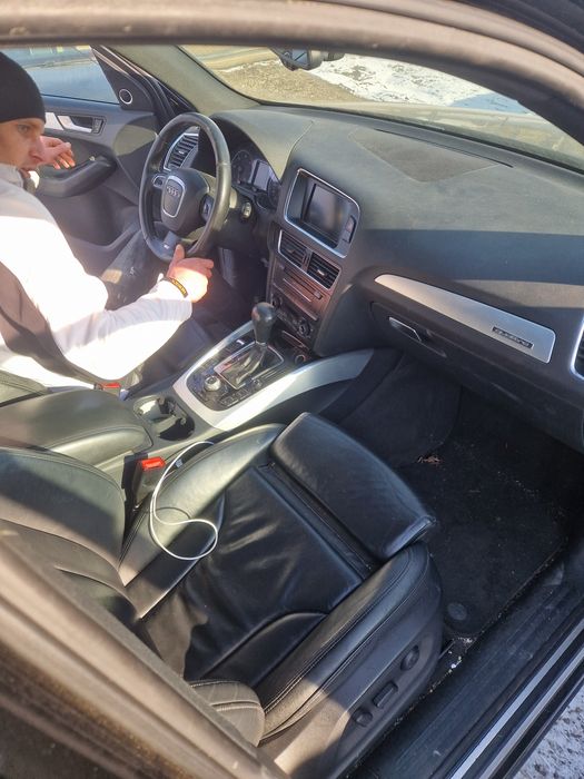 Piese audi q5 2010,  automat motor 2.0 și 3.0 cutie grup portiera