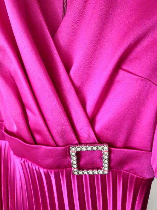 Rochie elegantă Panasline mărimea 40, roz fuchsia – Purtată o singură dată