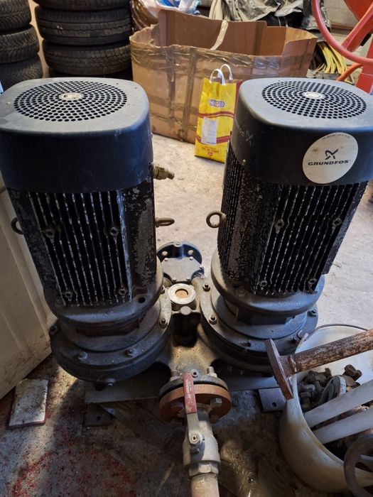 De vânzare  grup pompe apa