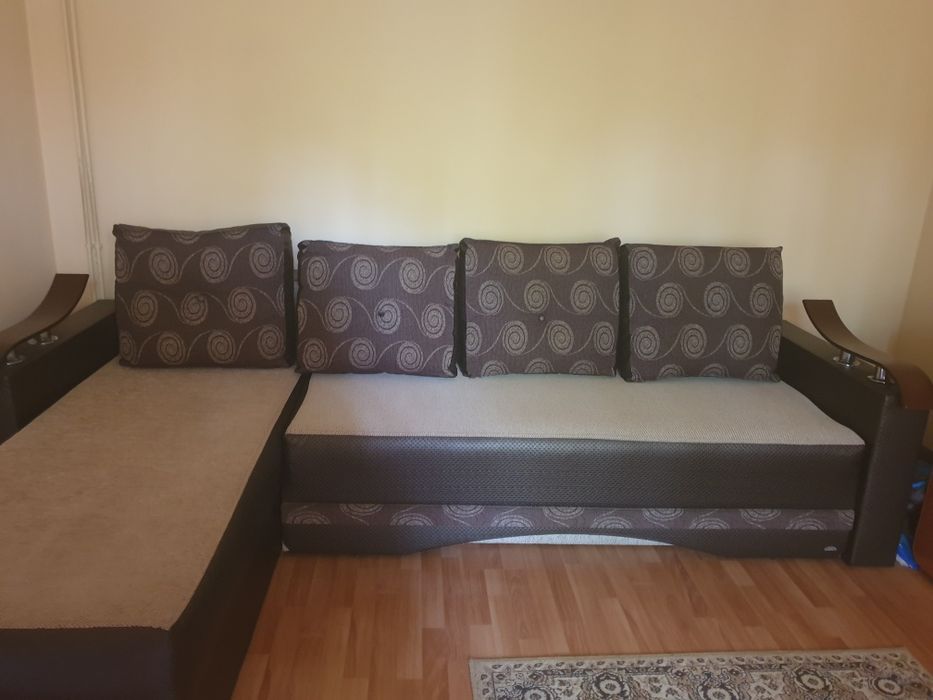 Coltar living extensibil