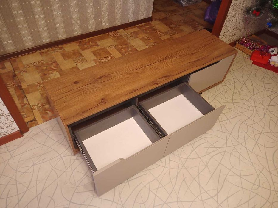 Дизайнерская тумба TV