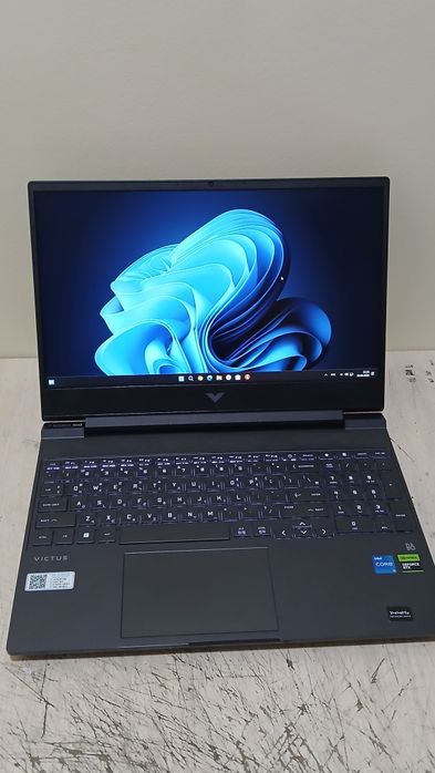 Victus V15 rtx3050
Intel core- i5 12450H 2.00 GHz
RAM: 16 Gb
SSD: 512