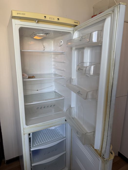 Холодильник Самсунг