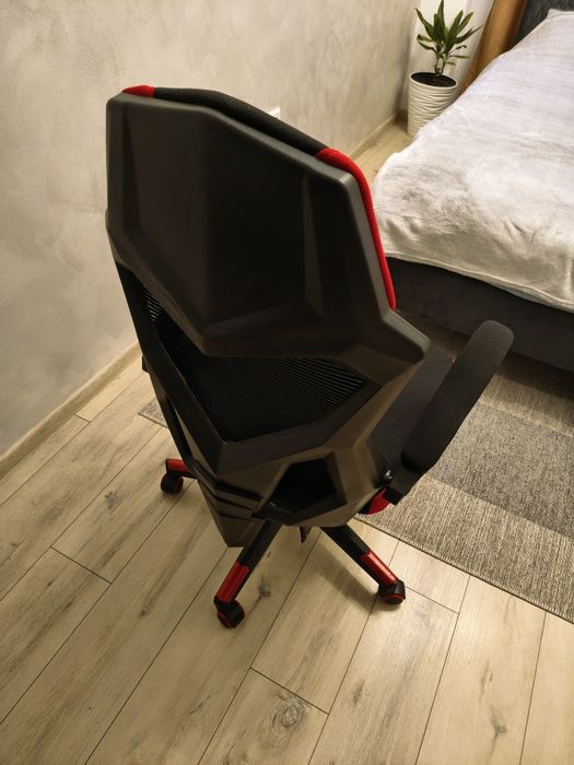 Scaun gaming huzaro red