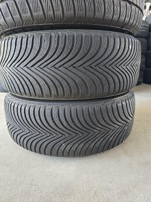 4 Броя 225/55/17 2xImperial 7,5mm 2xMichelin 6,6mm