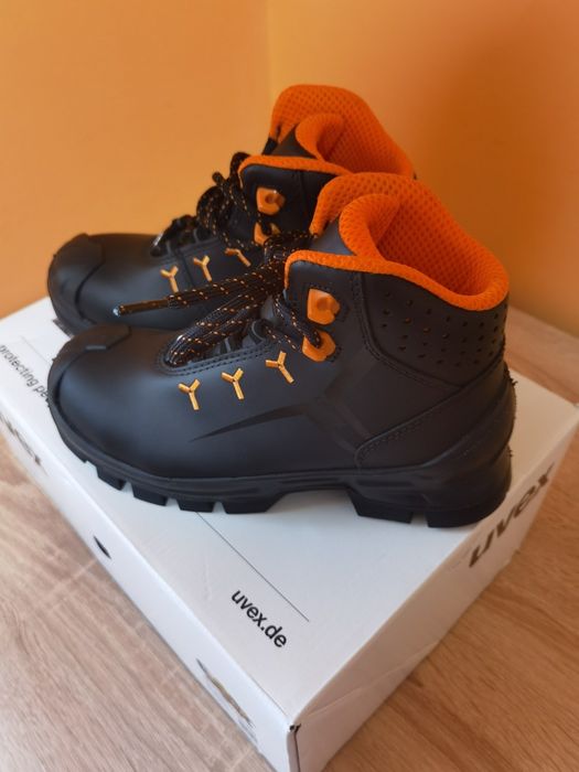 Работни обувки UVEX  Номер 37