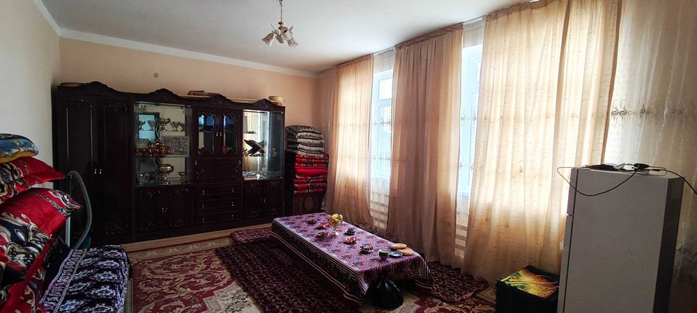 4 xonali pishgan g‘ishtli kottedj sotiladi, barcha sharoitlari bilan!