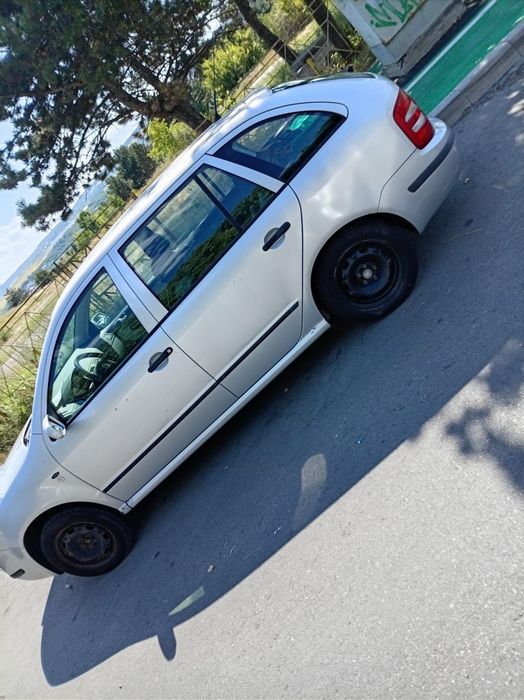 Vând Skoda Fabia