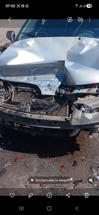 Митсубиси каризма 2003