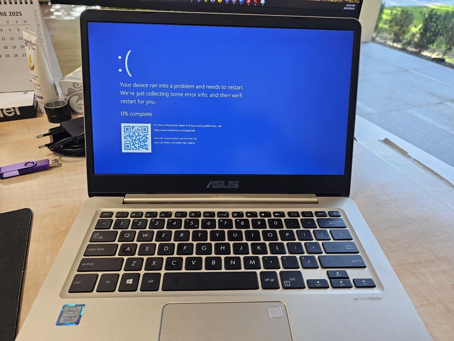 Laptop asus S406U pentru piese