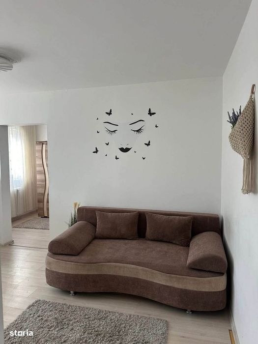 De inchiriat apartament  2 camere,mobilat si utilat,Pret 1100lei/luna