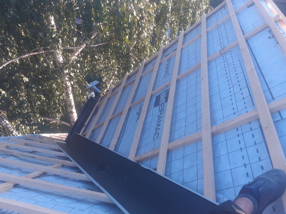 Tigla metalica ceramica