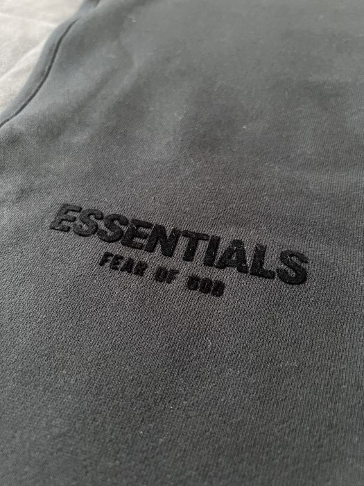 Essentials екип BLACK OATMEAL