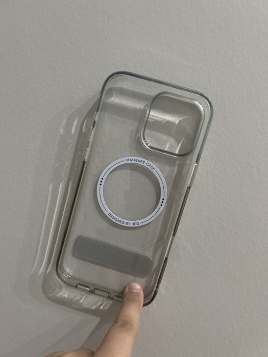 Чехол на айфон 16 про макс