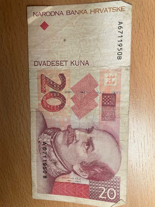 dau la schimb sau vand bacnote vechi