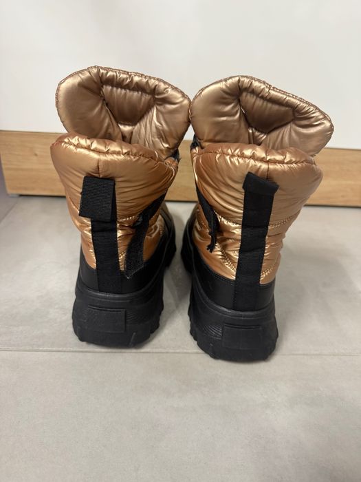 Дамски ботуши апрески