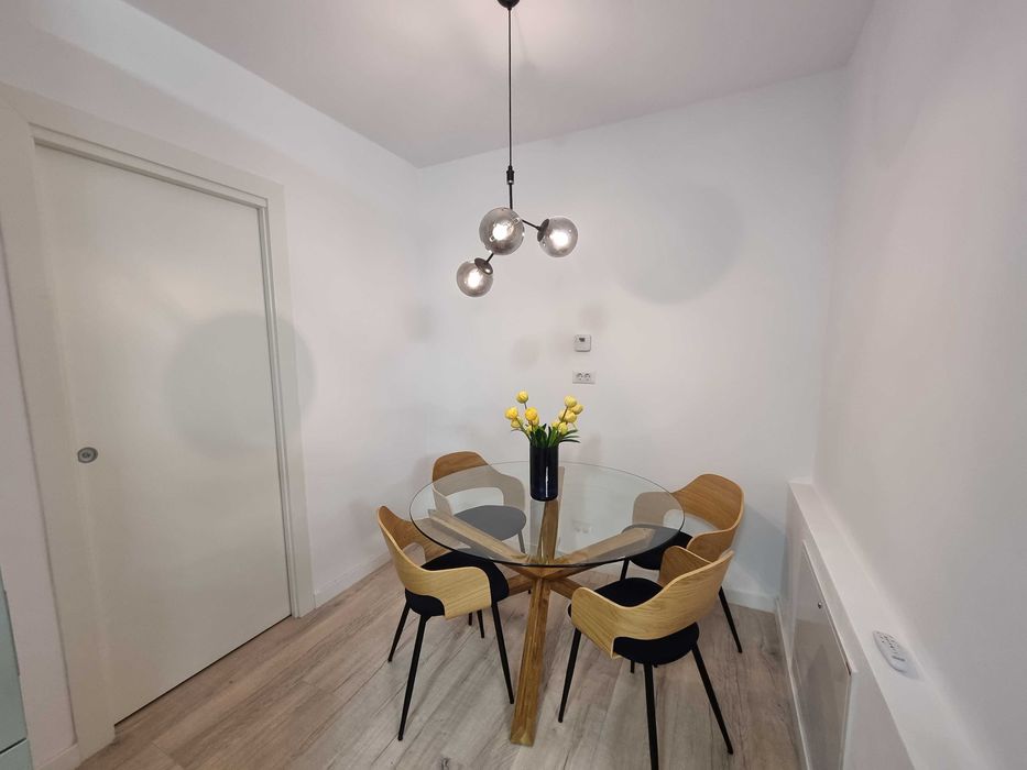 Proprietar, inchiriez apartament premium, 2 cam, Torontalului, parcare inclusa