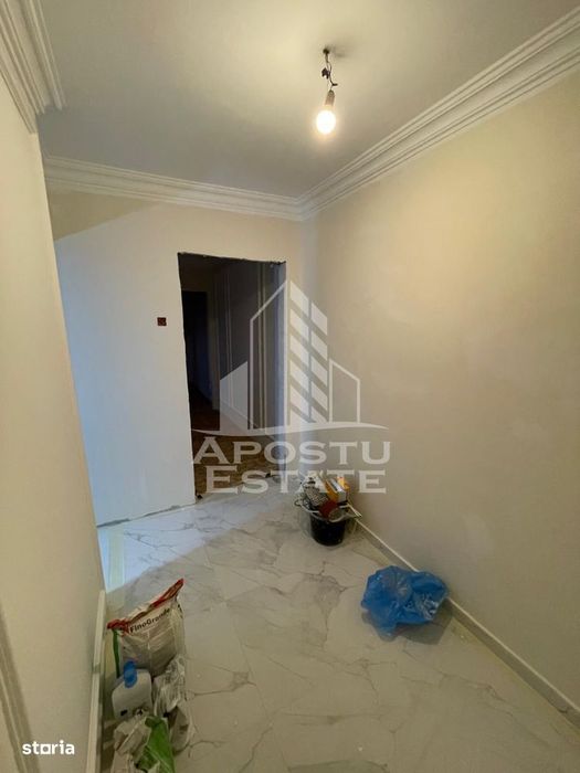 Apartament cu 2 camere, semidecomandat, renovat, zona Sagului.