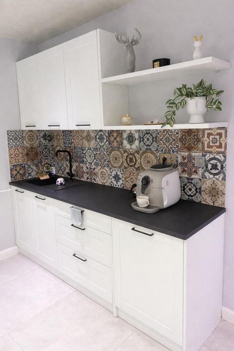 Дава се под наем Офис в Пловдив, Център - 75 кв.м за 612 € - Снимка #2