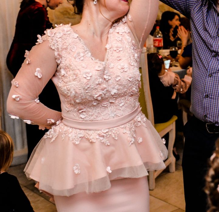 Rochie.                 O