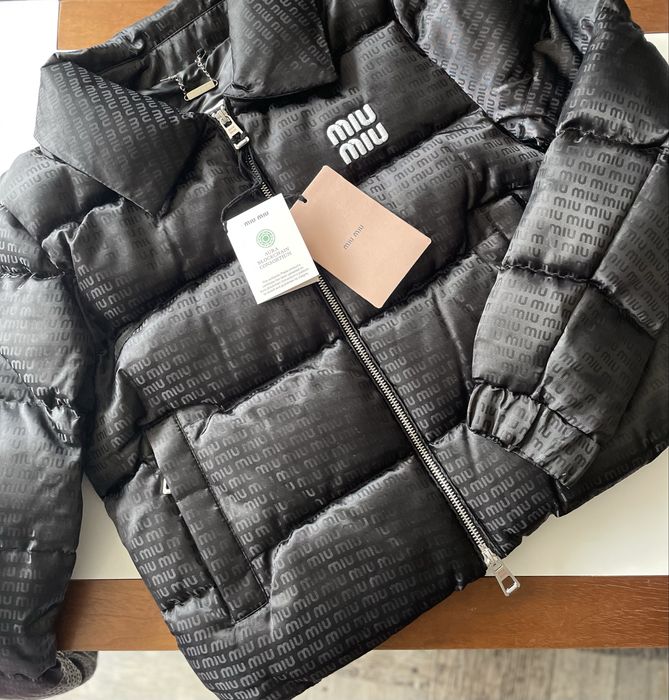 Дамско яке страхотен модел с намалена цена