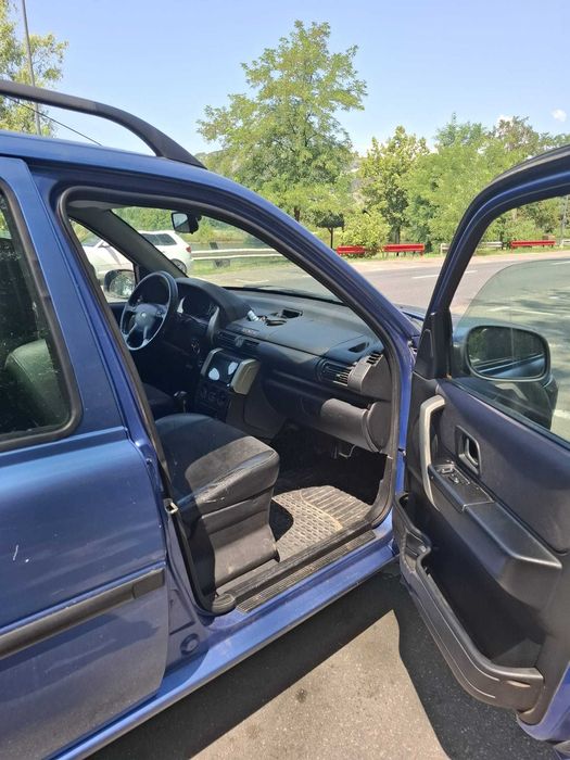 Vând Land Rover Freelander 2004