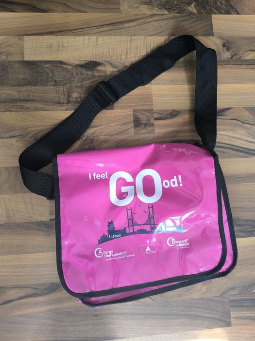 Спортна чанта циклама