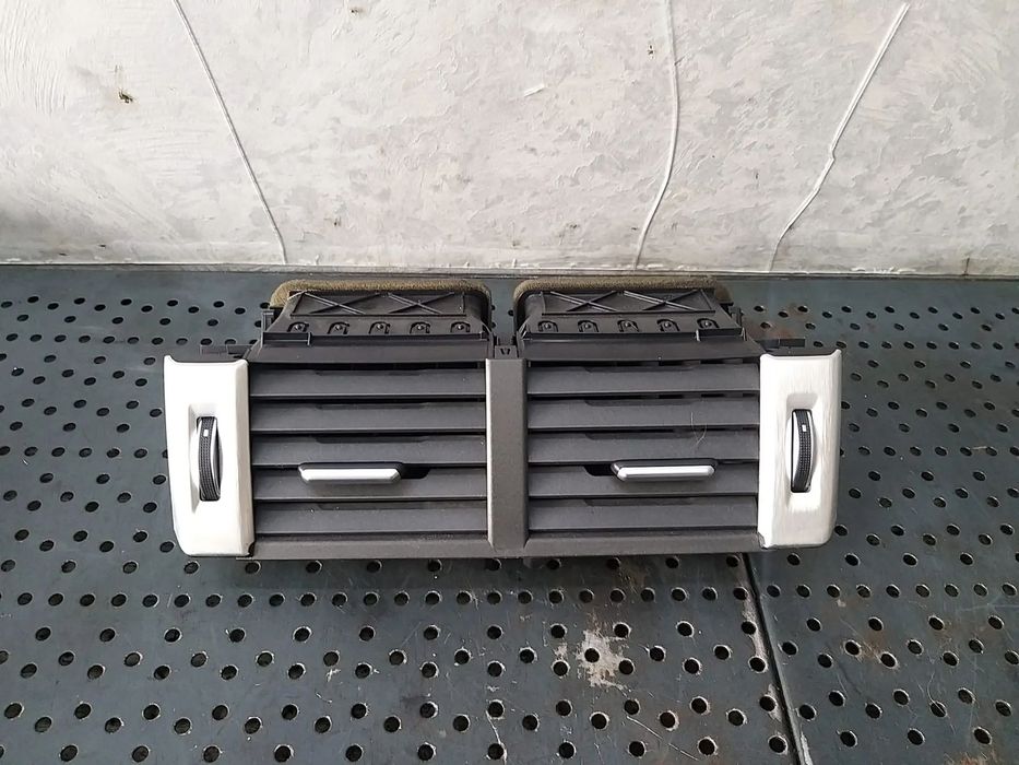 Grila centrala ventilatie bord land rover range rover evoque l538 bj32014l21ab