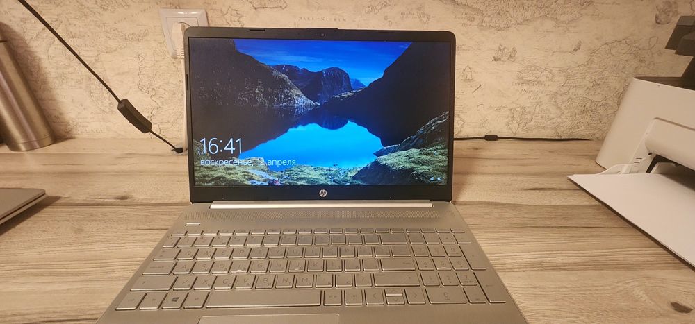 HP laptop 15 dw2xxx