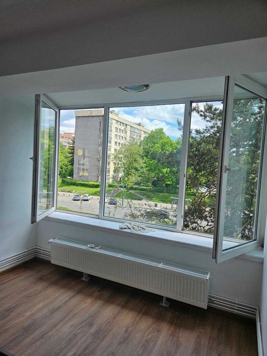 Inchiriez apartament 2 camere nemobilat Centrul Civic