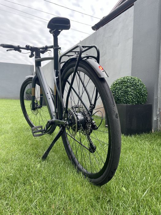 Bicicleta electrica scott metrix er furca carbon