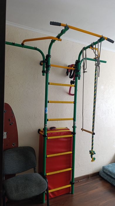 Продам шведскую стенку