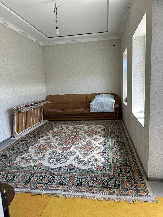 Uy sotiladi uchastka