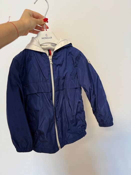Детско оригинално яке Moncler