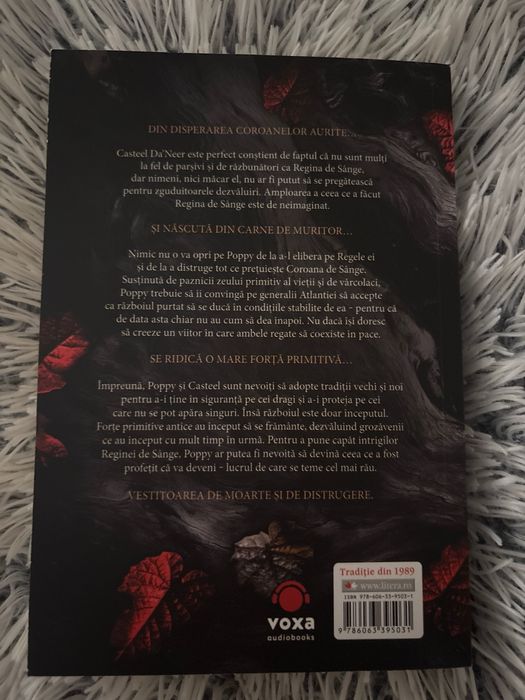 ,,Războiul celor două regine” de Jennifer L. Armentrout editura litera