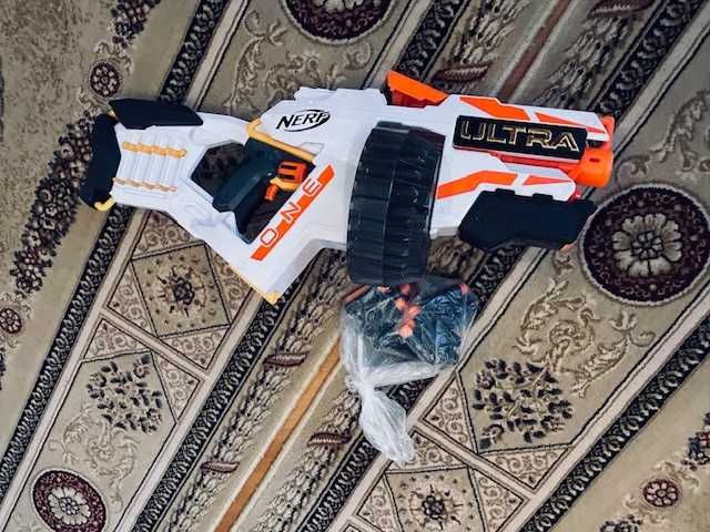 NERF Ultra One бластер и подобни, с патрони
