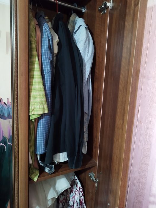 Шкаф для одежды в спальню