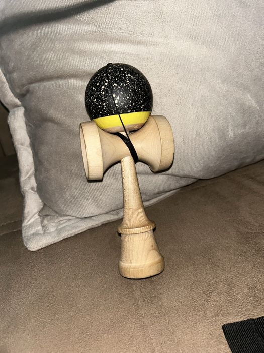 Kendama broken bones cu tama revo