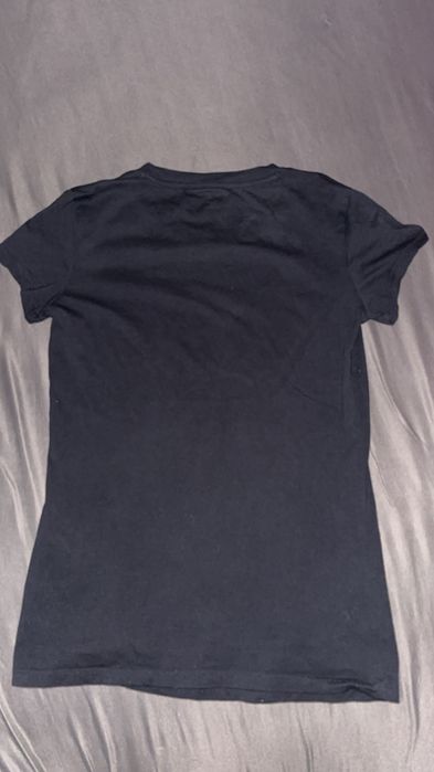 Оригинална дамска тениска Armani Exchange (A|X) – S размер