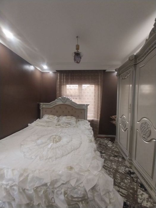 Шайхонтоҳур тумани, Чорсу бозори ёнида квартира ижарага берилади
Кварт