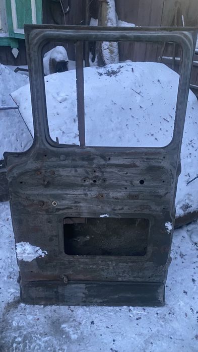 Двери голые зил 130