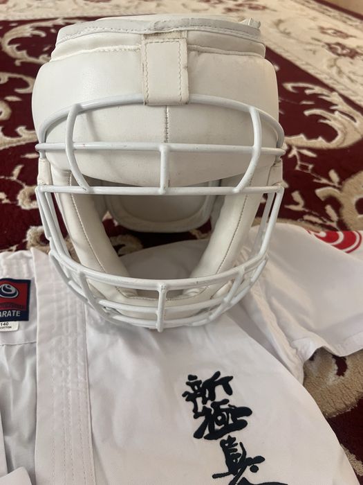 Продается кимано и шлем