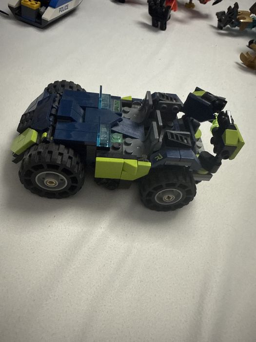 Masinuta Lego, parte dintr un set