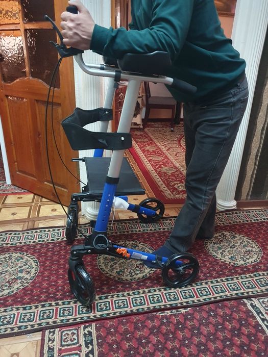 инвалидная коляска