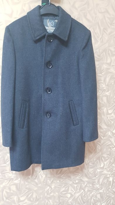 Продаю  отличное пальто