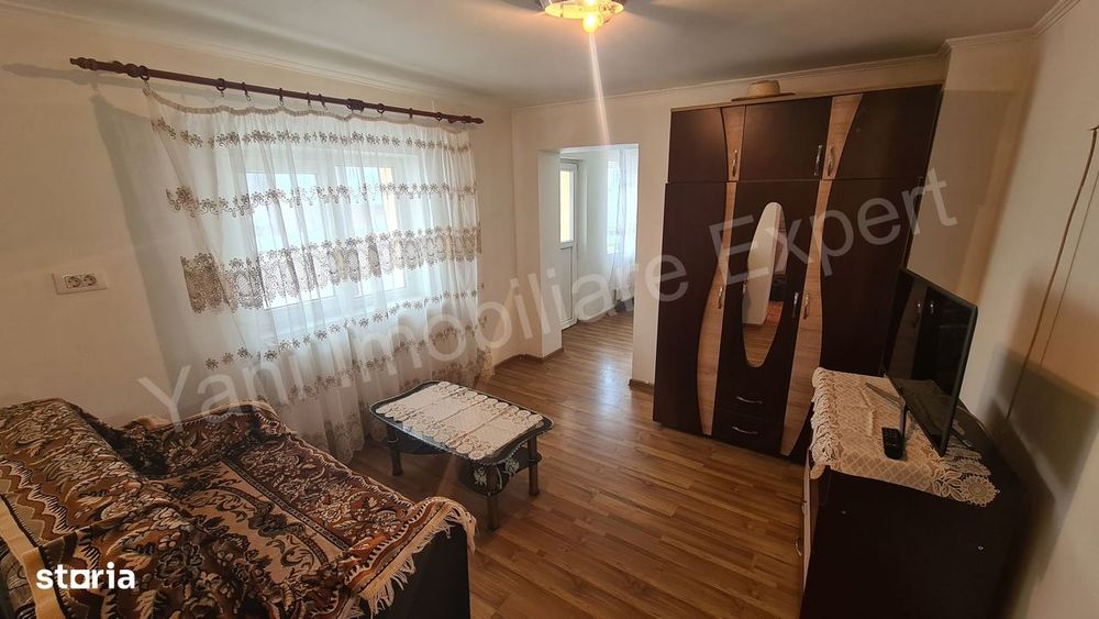 Casă de vânzare în comuna Valea Iașului, județ Argeș.