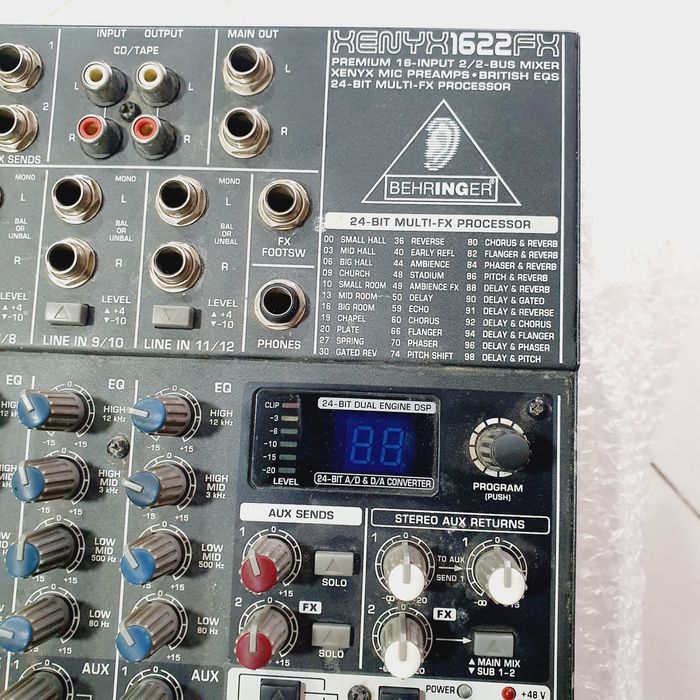Behringer 1622 miksherniy pult